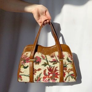 VTG 70s Cottage Core Floral Butter Leather Purse